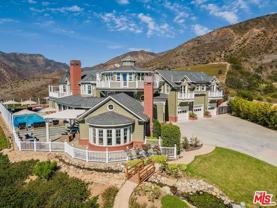 6277 Sea Star Dr - Photo 1 of 1