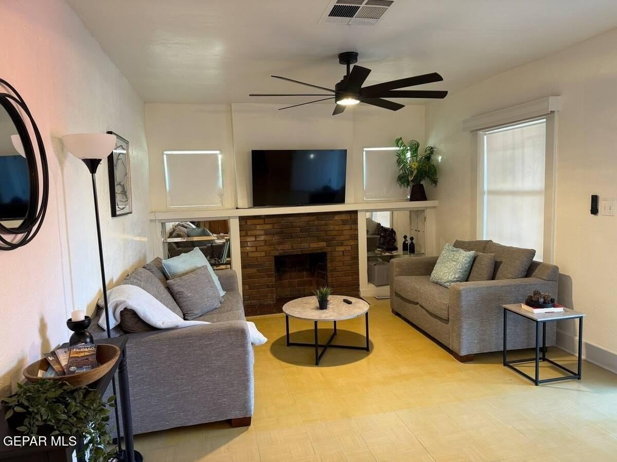 4012 Trowbridge Dr Unit A - Photo 3 of 50