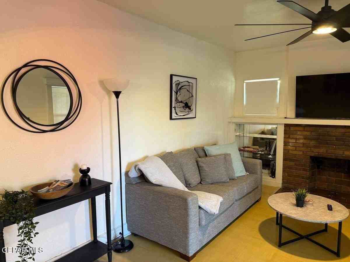 4012 Trowbridge Dr Unit A - Photo 4 of 50