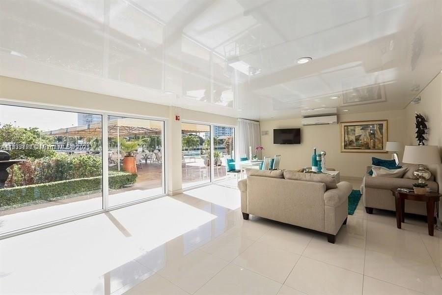 220 Kings Point Dr #111 - Photo 6 of 24