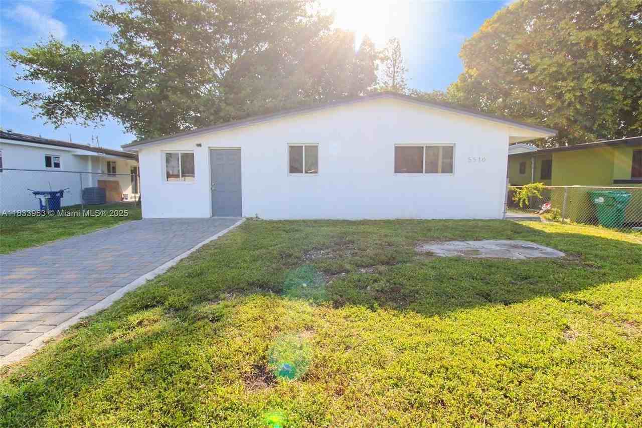 5510 Northwest 30th Avenue - Photo 2 of 21