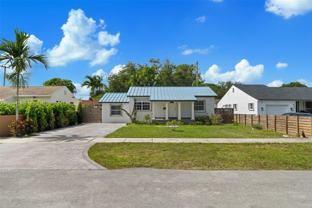 6381 Sw 39th St - Photo 1 of 1