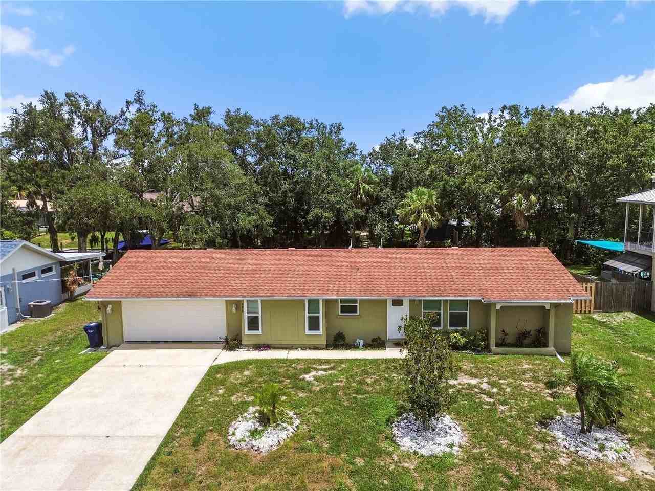 4612 8th Street Ct E - Photo 5 of 50