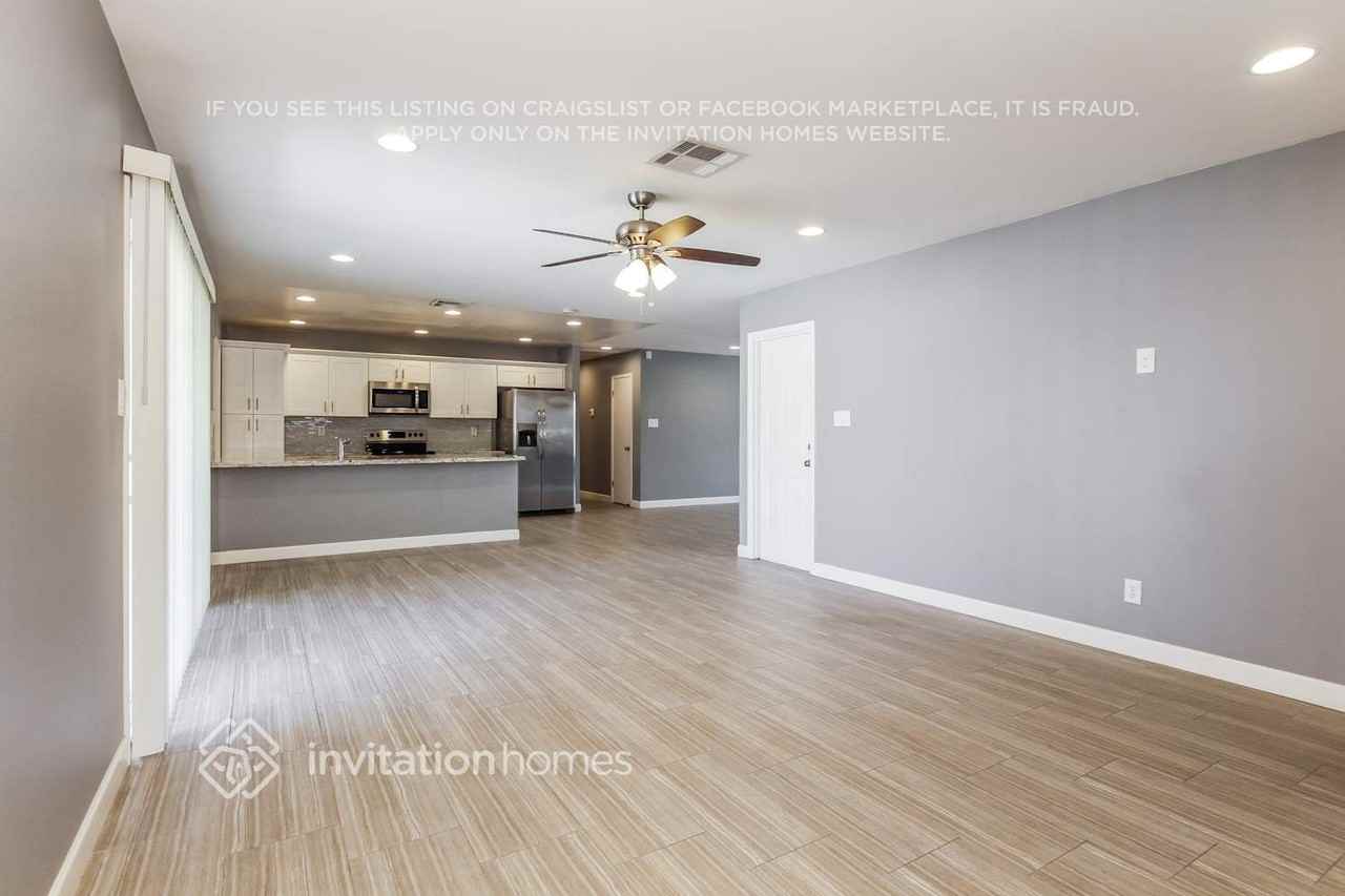 420 E Hermosa Dr - Photo 3 of 16