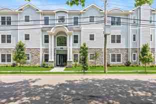 20 Secatoag Ave #2C - Photo 1 of 1