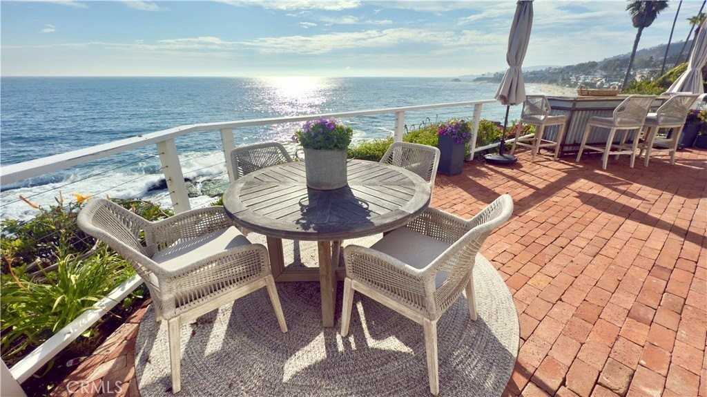 7 Camel Point Dr - Photo 2 of 17