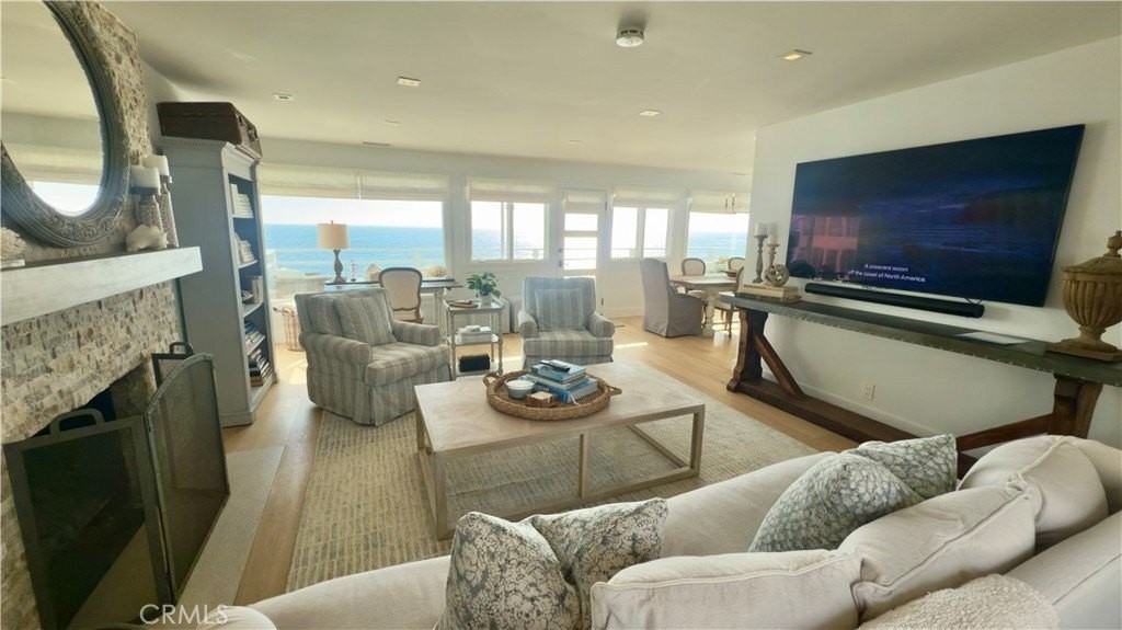 7 Camel Point Dr - Photo 4 of 17