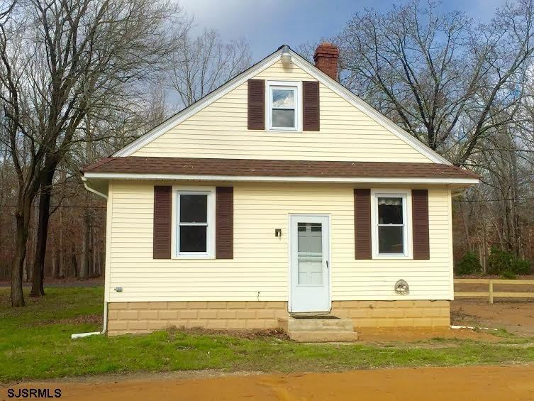 143 10th Ave - Photo 2 of 17