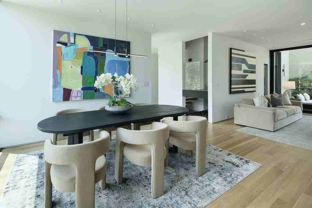 3513 Edgewater Street - Photo 7 of 40