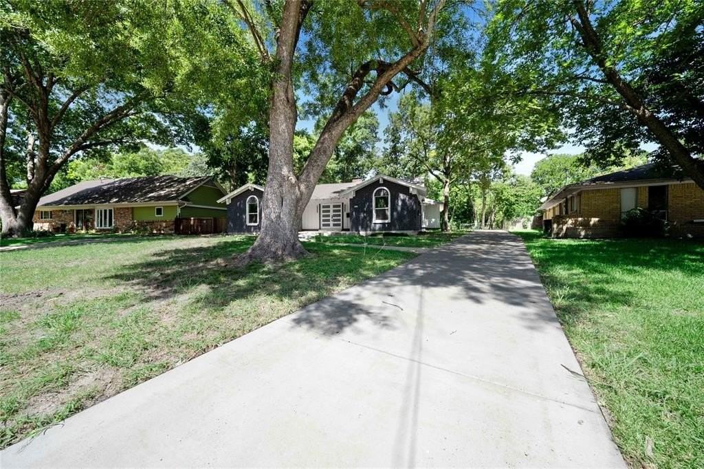 1029 Ray Andra Dr - Photo 2 of 27