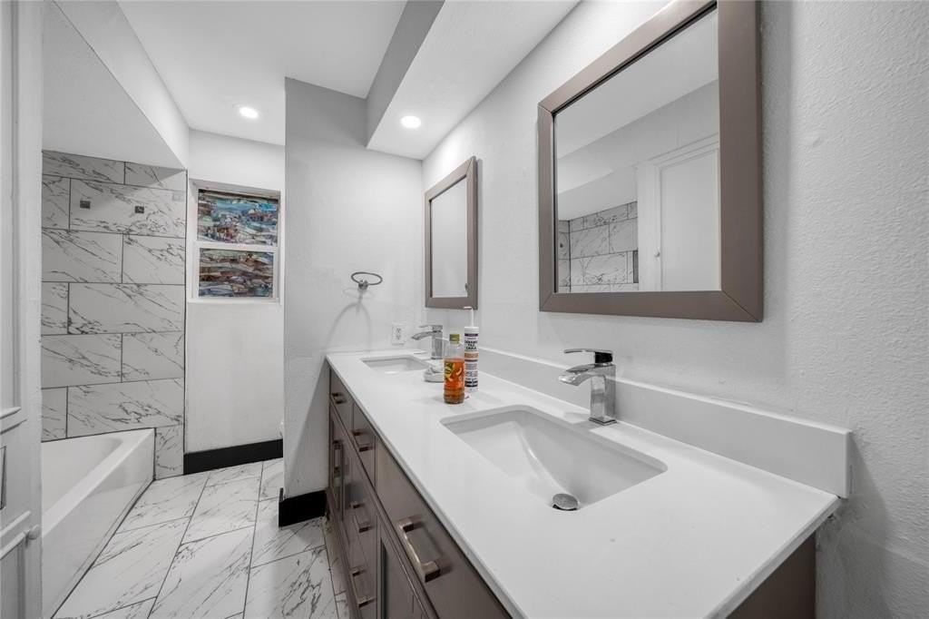 1029 Ray Andra Dr - Photo 7 of 27