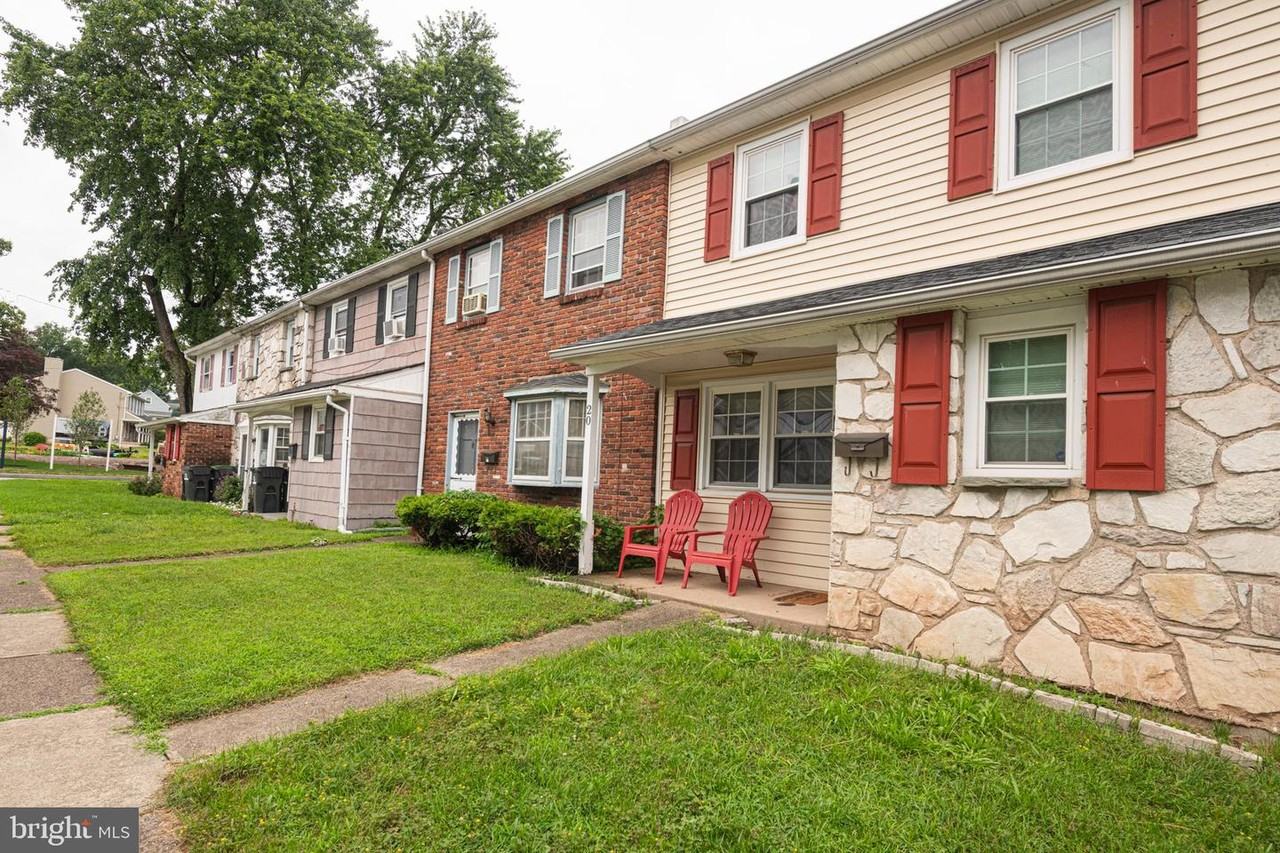 20 Cherry St - Photo 2 of 20