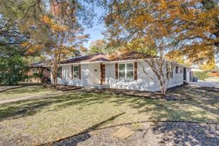 6353 E Lovers Ln - Photo 1 of 1