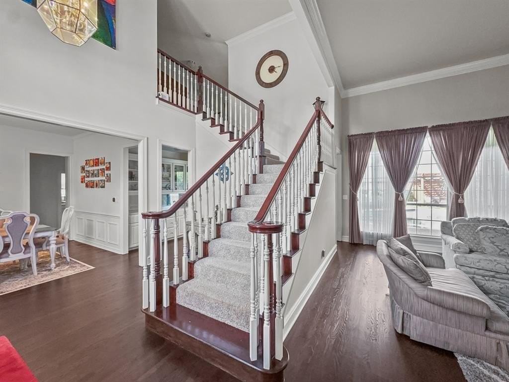 3405 Snidow Dr - Photo 4 of 24