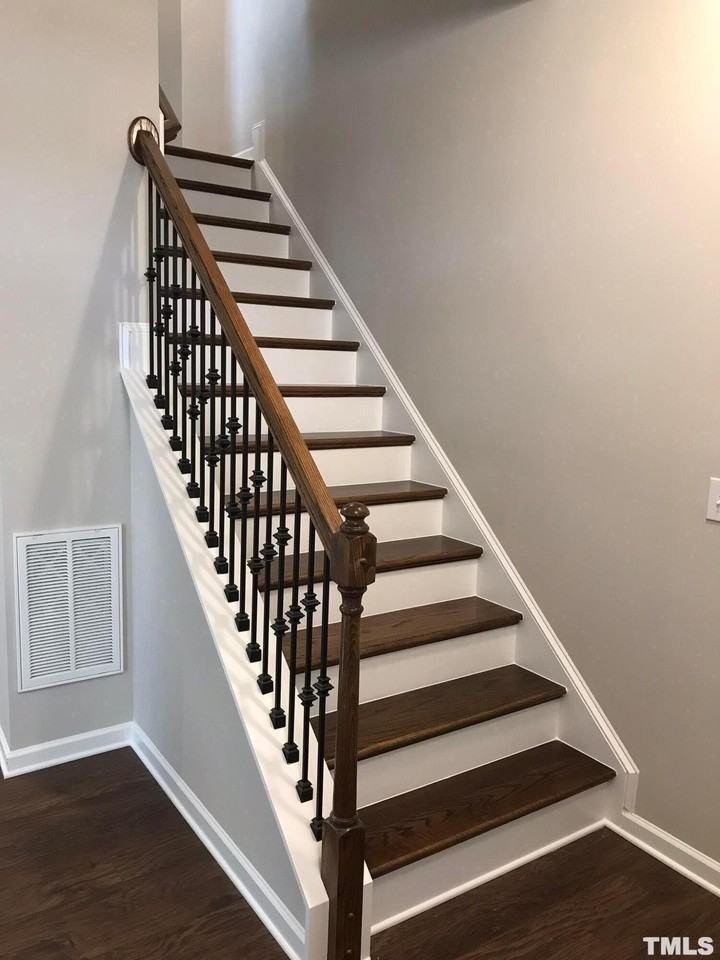 6445 Giddings St - Photo 3 of 17