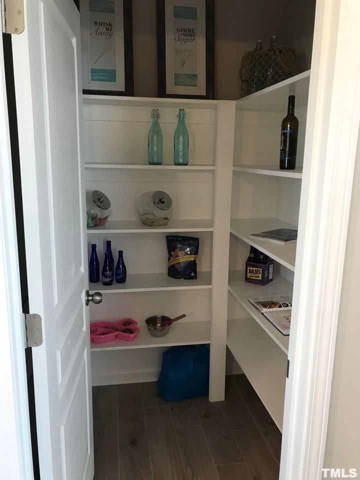 6445 Giddings St - Photo 7 of 17