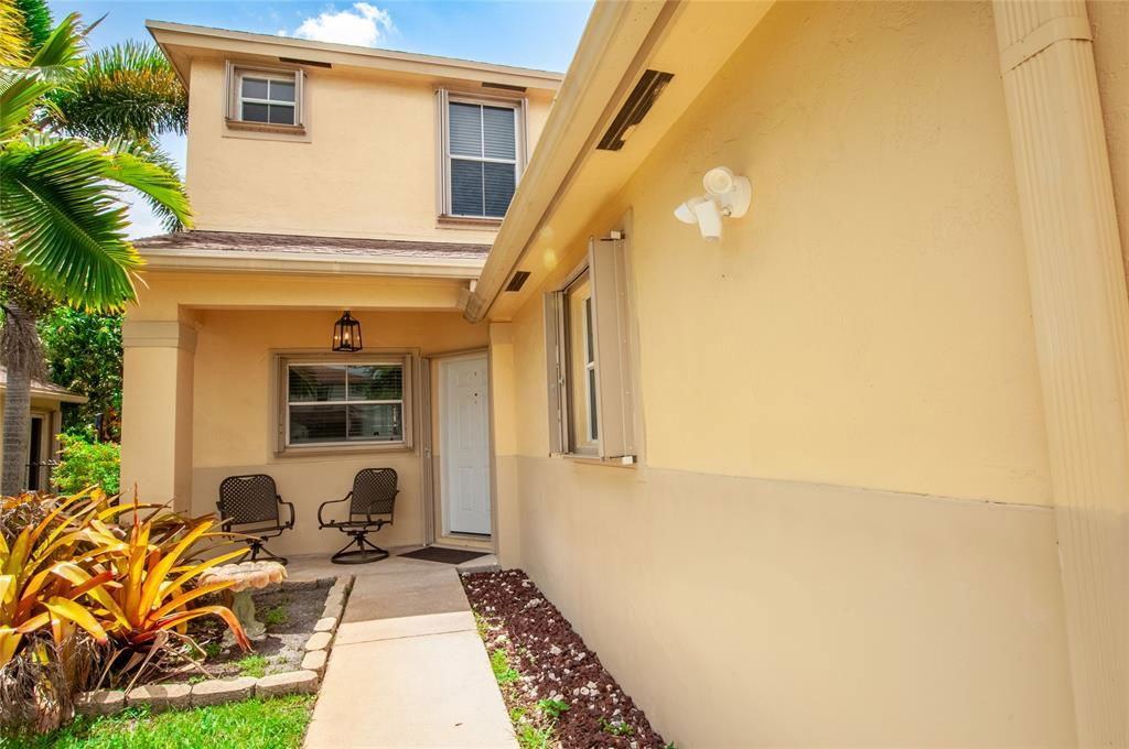 170 Nw 207th Way - Photo 2 of 8