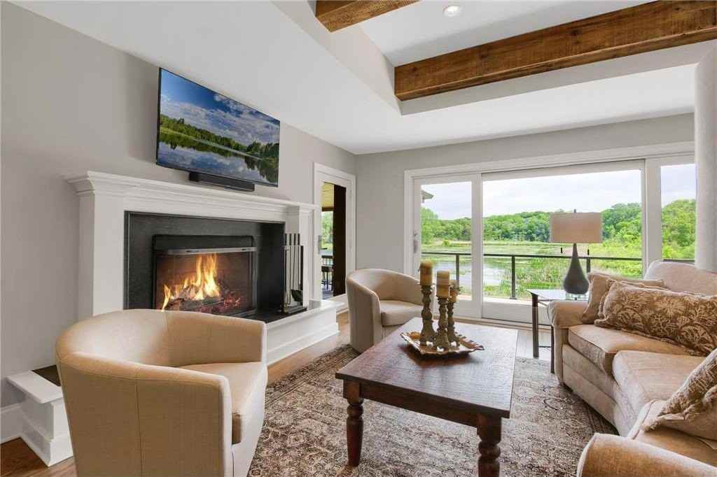 3465 Deephaven Ave - Photo 5 of 50