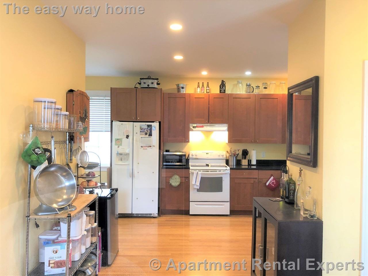 62 Newbern Ave - Photo 2 of 26