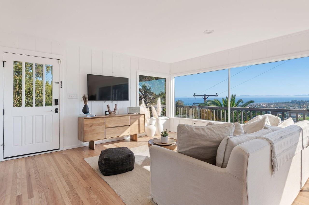 909 Alameda Padre Serra - Photo 3 of 29