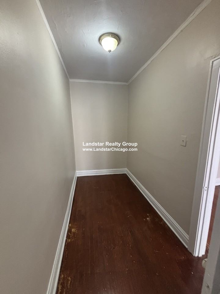 4931 N Whipple St #2E - Photo 4 of 28