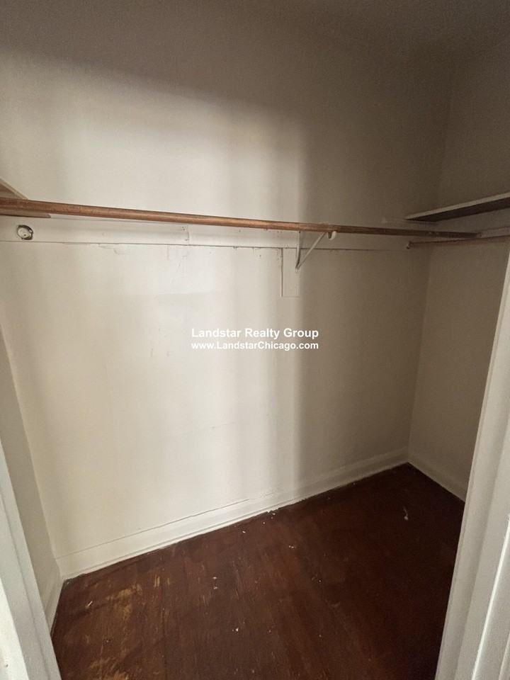 4931 N Whipple St #2E - Photo 7 of 28