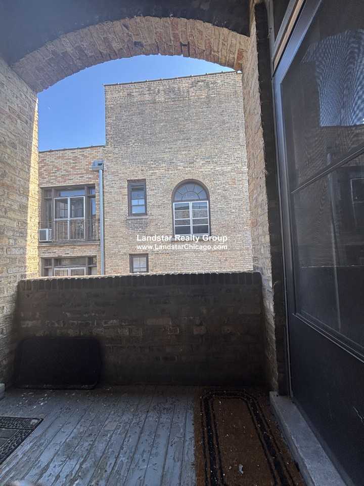 909 Elmwood Ave #F3 - Photo 6 of 14