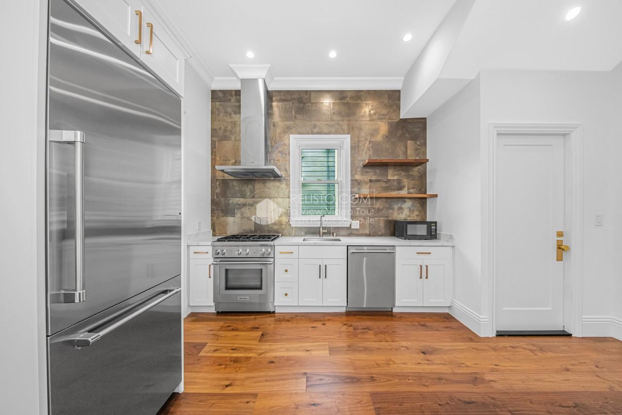 1266 Treat Ave - Photo 3 of 20