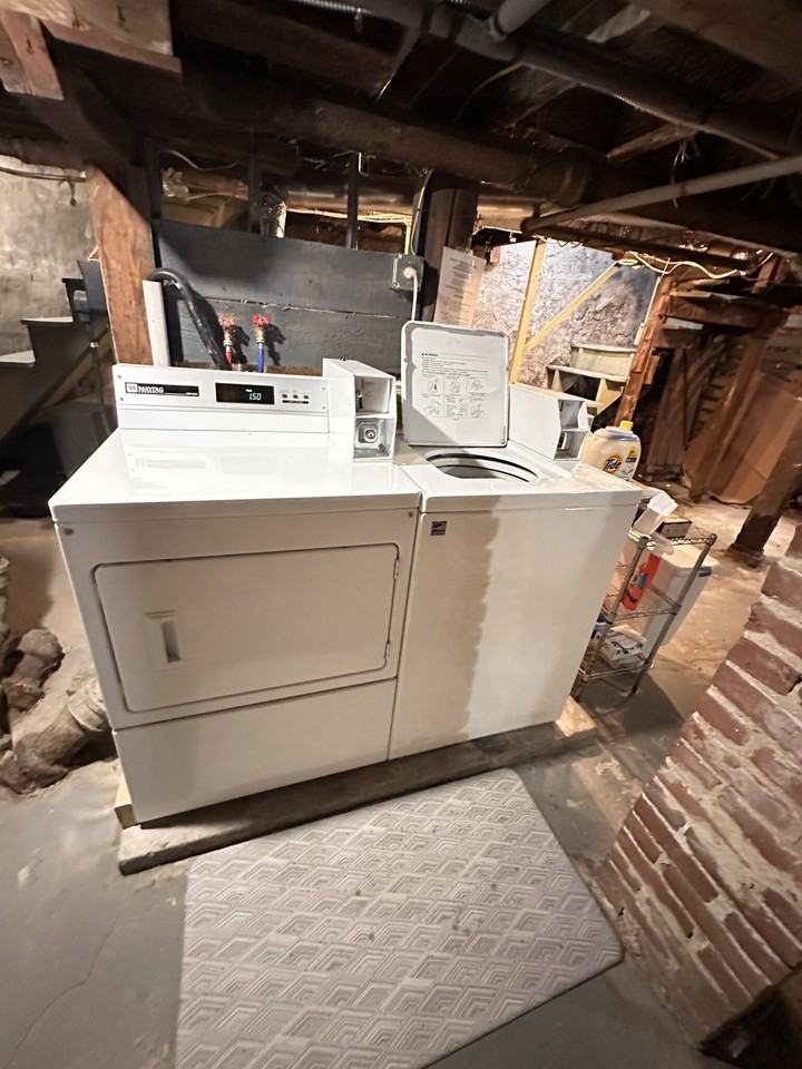 142 Pearl St #1R - Photo 5 of 5
