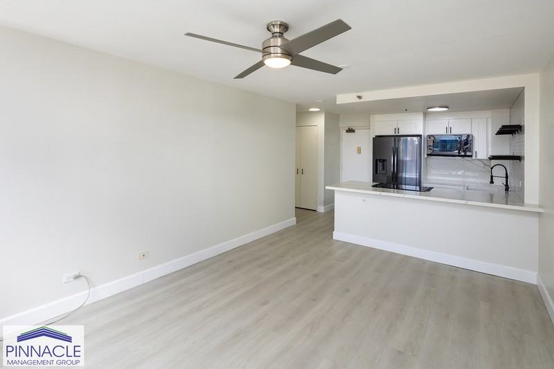 876 Curtis St - Photo 5 of 10