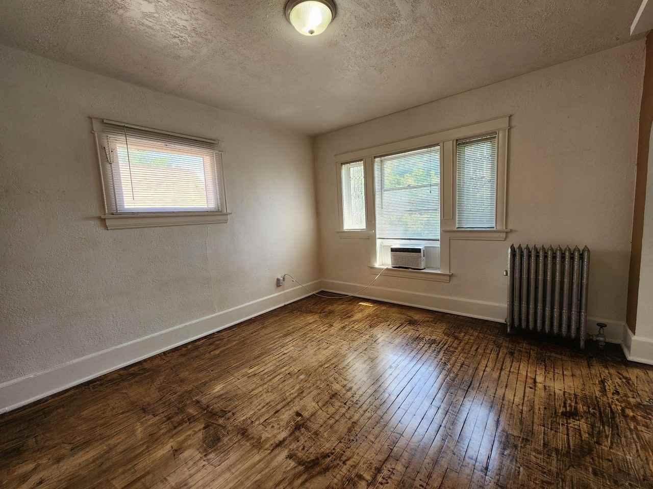 415 E 1st Ave - Photo 3 of 8