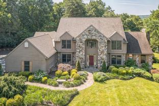 1720 Honeysuckle Ln - Photo 1 of 1