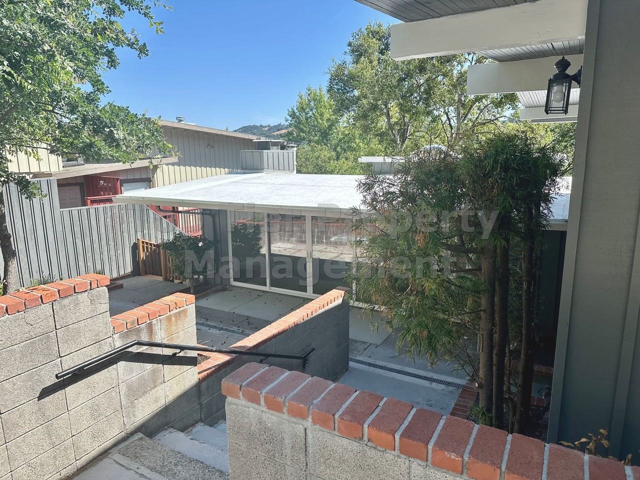 26 Berkeley Ave - Photo 3 of 30