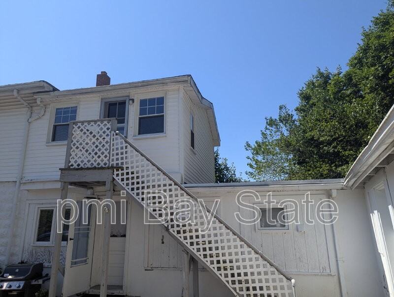 29 Frairy St #2 - Photo 2 of 18