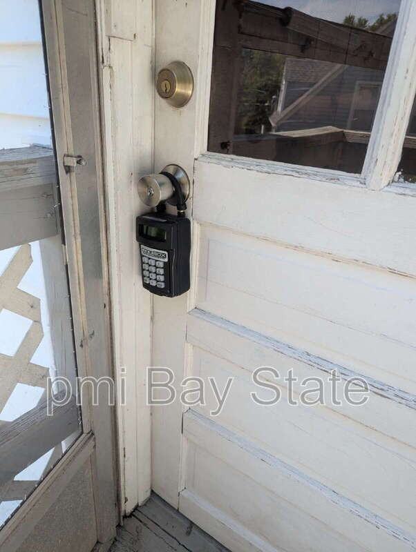 29 Frairy St #2 - Photo 3 of 18