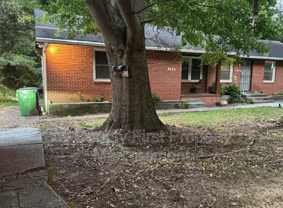 833B Commodore Dr Nw - Photo 1 of 1