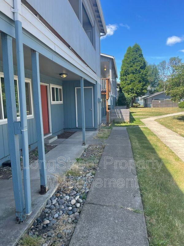 4085 Sw 160th Ave #4 - Photo 3 of 30