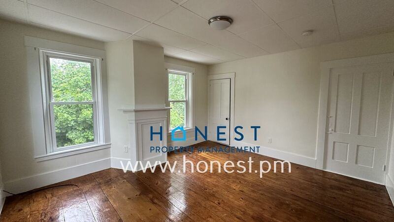 30 Sewall St #2 - Photo 6 of 8