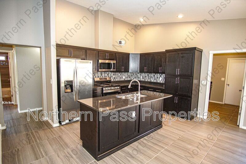 14913 Tierra Isaiah Ave - Photo 7 of 24