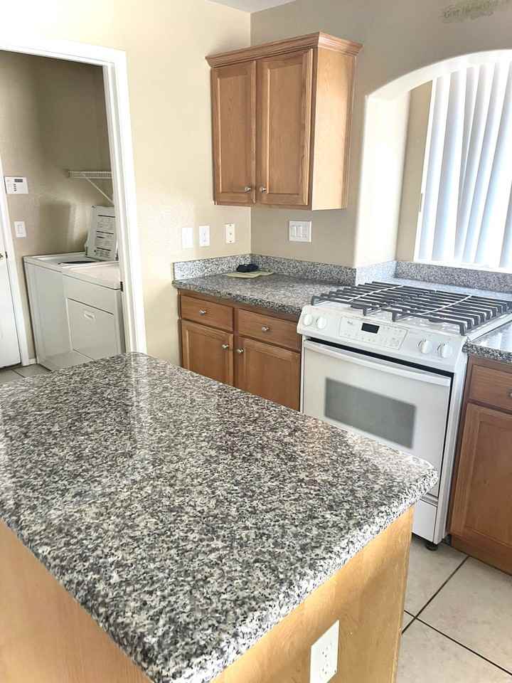 7645 Marine Current St - Photo 3 of 7