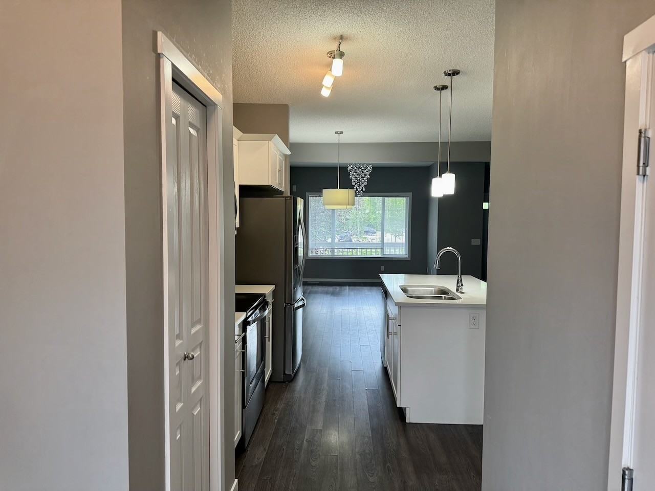 8100 217 St Nw - Photo 2 of 26