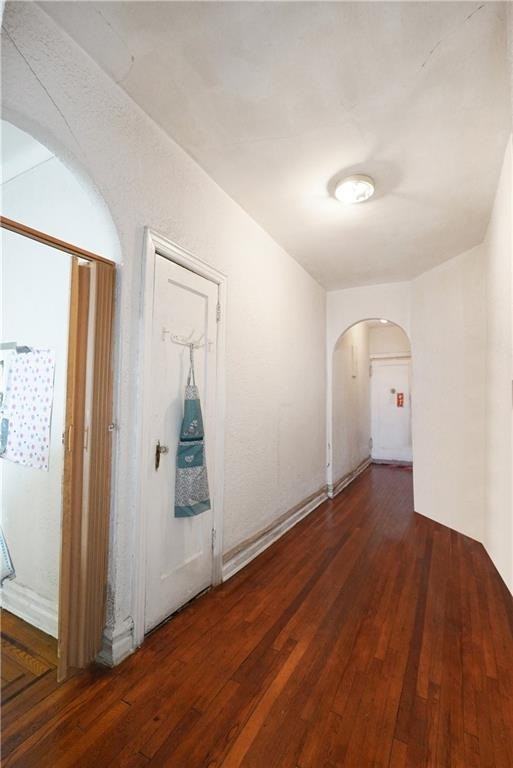 1543 W 1St St - Photo 2 of 8