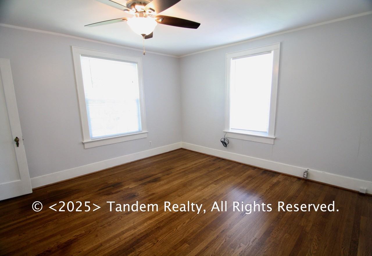 1602 16Th Ave S - Photo 3 of 13