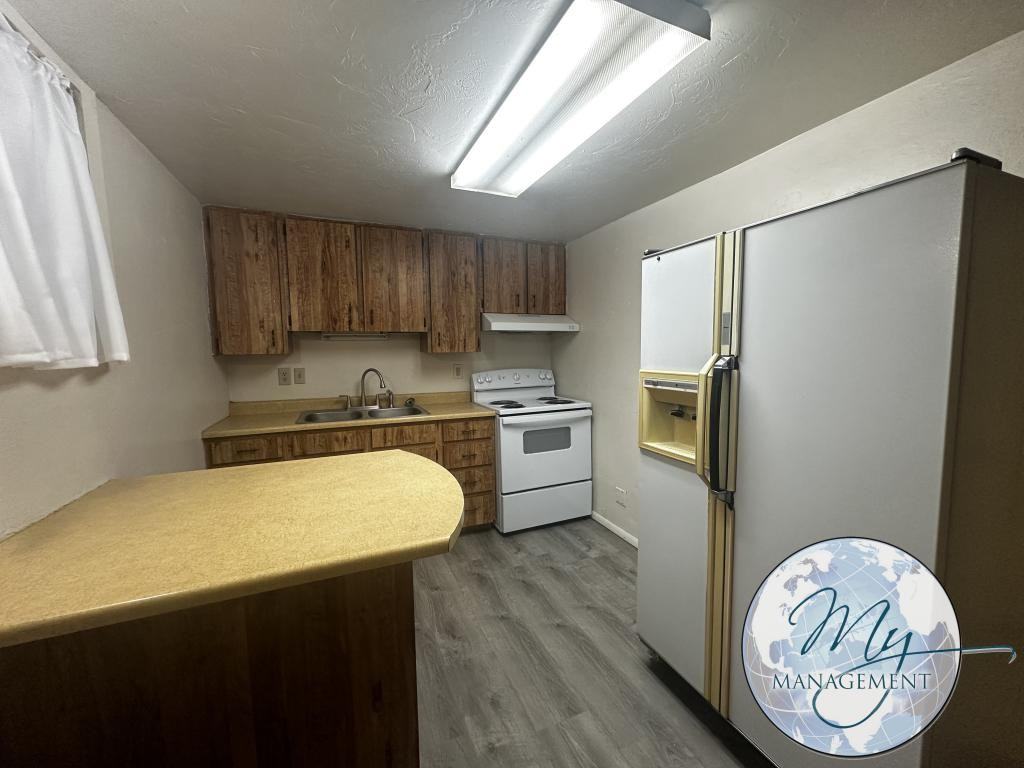 331 3Rd Ave E - Photo 2 of 4