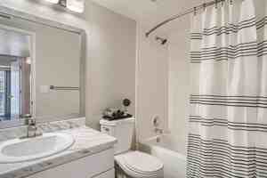 featured image of 4609 69th St