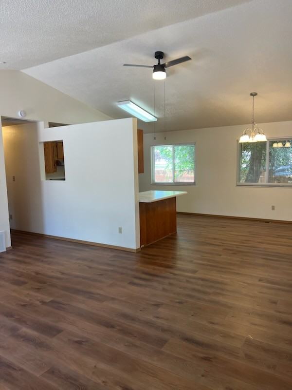 130 S Raynolds Ave - Photo 2 of 11