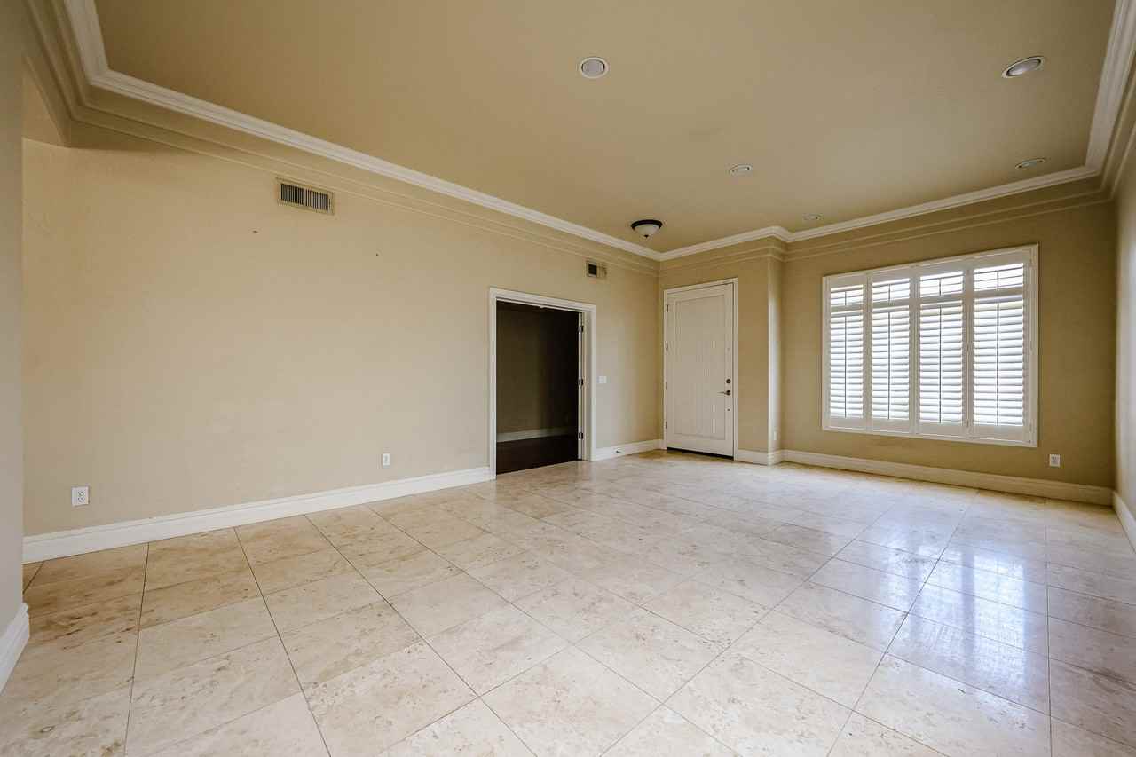 2211 W Olive Way - Photo 6 of 46