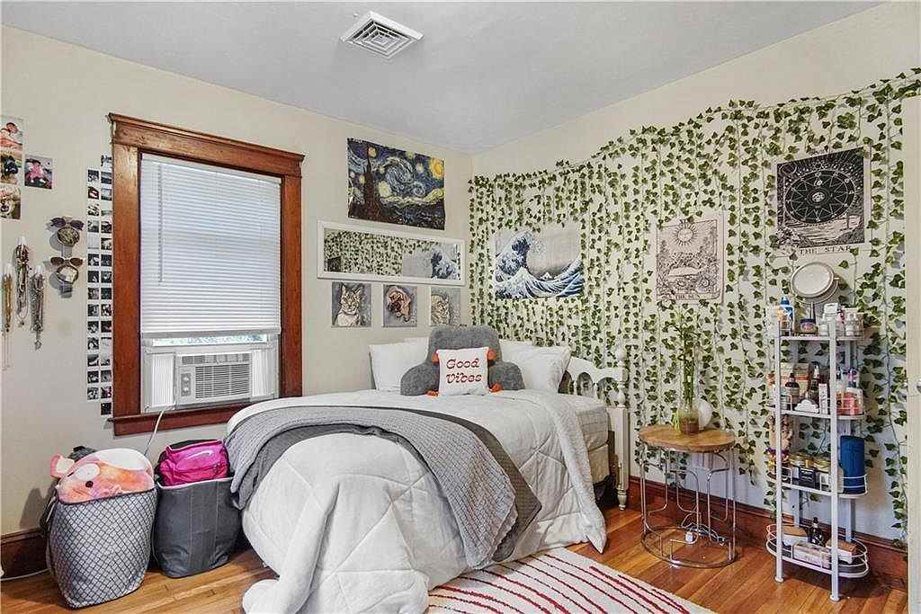 1012 Narragansett Blvd #2 - Photo 3 of 15