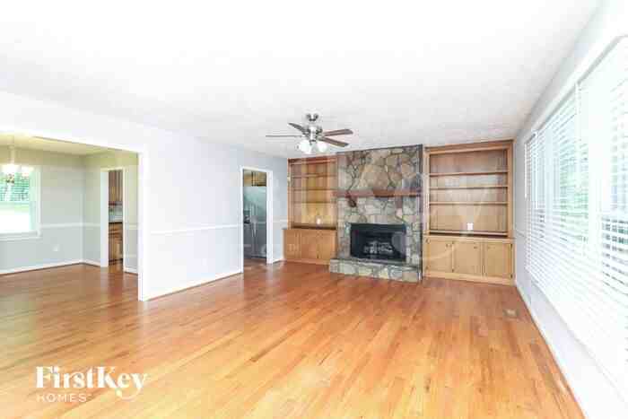 767 Cedar Creek Way - Photo 3 of 16