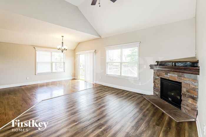 15309 Sycamore St - Photo 2 of 16